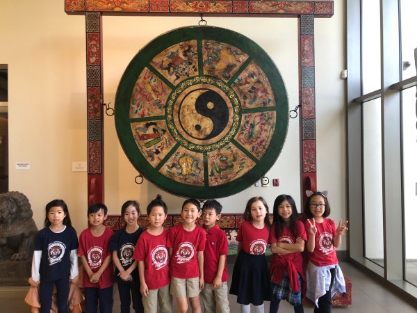 Students visiting the Bowers Museum - Chinese Cultural Exhibition