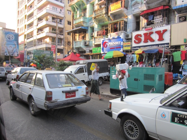 Traffic in Yangon. (Suzanne DiMaggio)