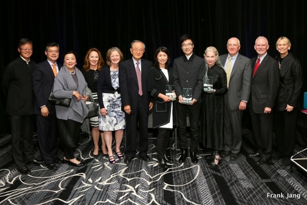 ASNC's 12th Annual Dinner honored such luminaries as Cheryl Haines, curator of "@Large: Ai Weiwei on Alcatraz"; Akiko Yamazaki, Chair of Asian Art Museum; and Li Huayi, internationally renowned artist. (Asia Society)