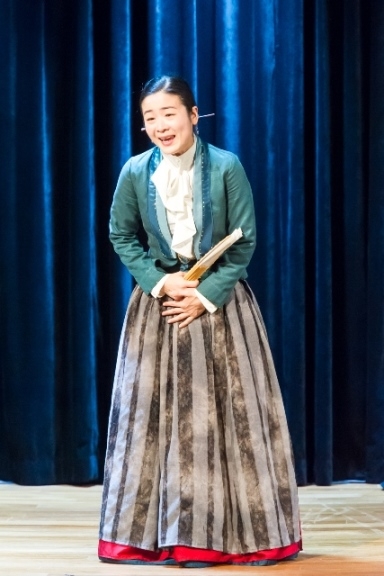 As Sun-deok, the main character of the play, Jaram Lee belted out the emotions and turmoil upon the discovery of her pregnancy.