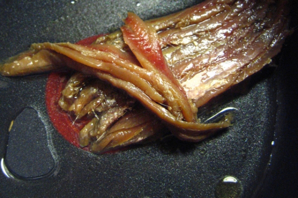 Anchovy (Photo by KitAy/flickr)