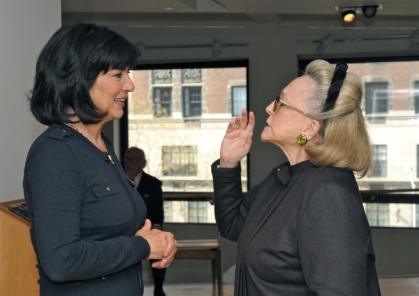 ABC News correspondent Christiane Amanpour (L) with Asia Society Patron Member Barbara Lee Spielvogel. (Elsa Ruiz/Asia Society)