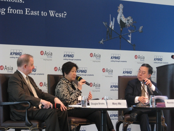 Douglas Brooks, Mary Ma and Ronnie Chan. (Asia Society Hong Kong Centre)
