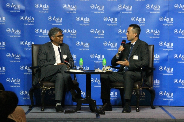 Senior Correspondent for Reuters James Pomfret (R)  moderated Asia Society Hong Kong's discussion with Lemos. (Asia Society Hong Kong Center) 