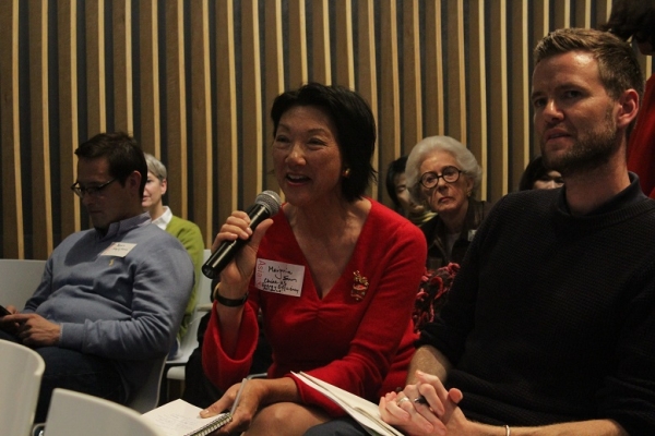 An attendee poses a question to the panelists (Asia Society)