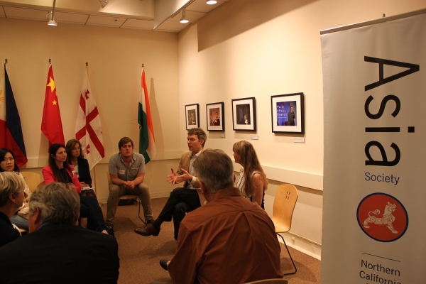 Nikolaus “Nik” Crain, a Career Development Specialist at PeaceCorps, co-lead a workshop. (Asia Society)