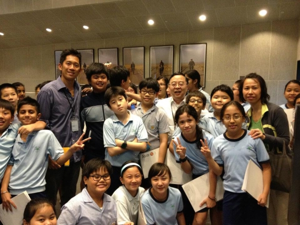 Po Kok Primary School students met with Asia Society Co-chair and the Chairman of Asia Society Hong Kong Center, Ronnie Chan, on May 18, 2012. (Asia Society Hong Kong Center)