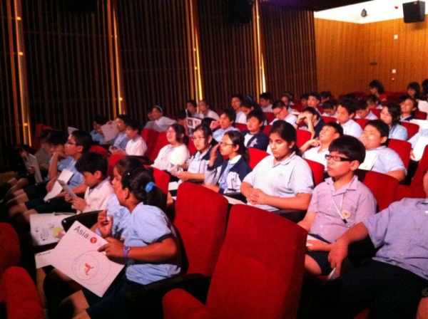 The students watched a movie at the Miller Theater. (Asia Society Hong Kong Center) 