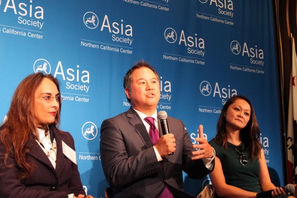 Assemblymember Phil Ting (center) of California State Assembly for 19th District participated in the panel. (Yiwen Zhang/Asia Society)