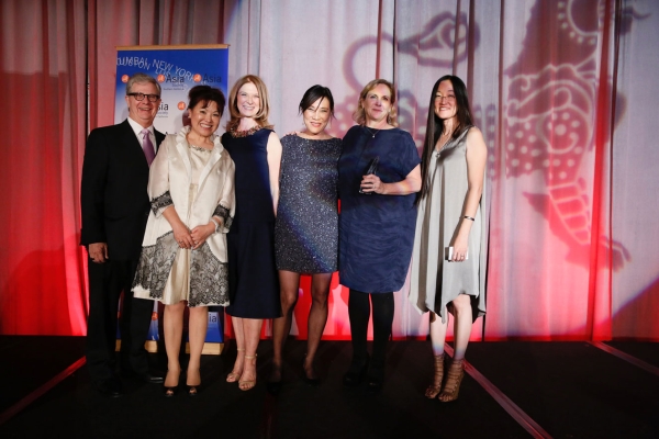 2016 U.S.-China Film Gala Dinner, Los Angeles, California - 2 Nov 2016
From left, Thomas McLain, Chairman Asia Society Southern California, June Wei, Managing partner, Hogan Lovells Beijing office, Dawn Hudson, CEO of the Academy of Motion Picture Arts and Sciences, actress Janet Yang, Melissa Cobb, Head of Studio and Chief Creative Officer Oriental DreamWorks and Jennifer Yuh Nelson, Director Kung Fu Panda 3 pose during the 2016 U.S.-China Film Gala Dinner held at the Millennium Biltmore Hotel on Wednesda