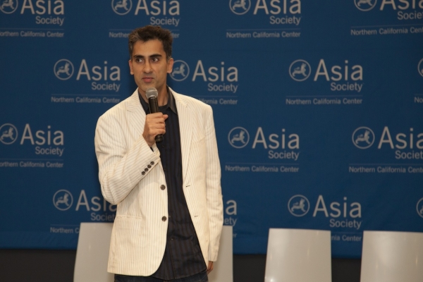 The world's only Indian- Jewish comedian, Samson Koletkar performed a comedy act. (Lisa Sze/Asia Society)