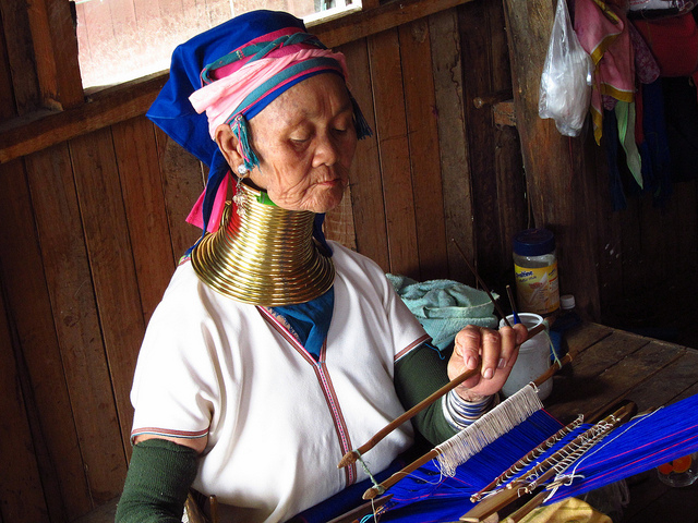 Women of the Padaung or Kayan Tribe wear neck rings made of brass which  pushes down the collar bone..., Stock Photo, Picture And Rights Managed  Image. Pic. LAT-LAT0042619 | agefotostock
