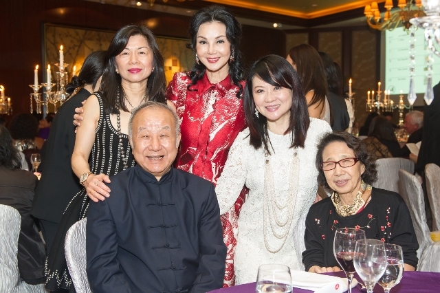 (L to R) Gina Chu, Liu Guosong, Maggie Tsai, Lynn Hsieh, Mo-Hua Lee Liu at Asia Society’s second annual Art Gala on May 12, 2014. (Asia Society Hong Kong Center)