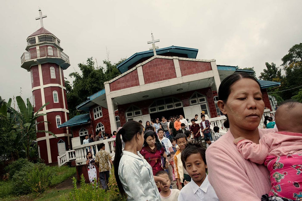 In Laiza ethnic Kachin leave Sunday mass. In this border town with China the locals are mostly Christian in a country where the dominant religion is Buddhism. (Gilles Sabrié)