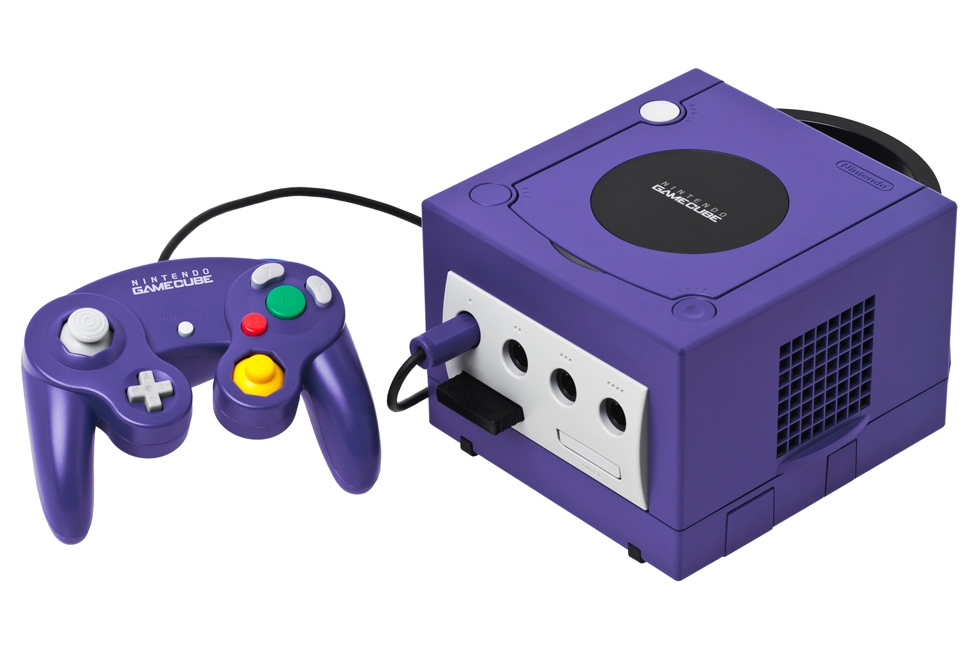 2001: Nintendo GameCube (Evan-Amos/Wikipedia)