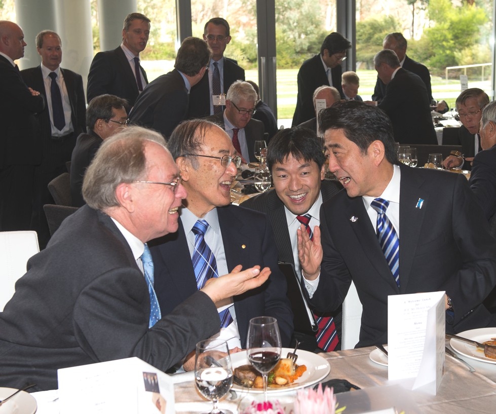 Murray McLean AO, Chairman, Australia Japan Foundation, Dr Akio Mimura AC, Chairman, Japan-Australia Business Co-operation Committee with Prime Minister Shinzo Abe. (Irene Dowdy)