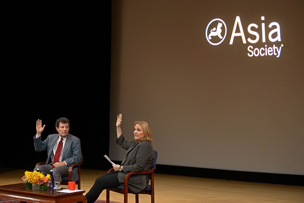 New York Times columnist and social activist Nicholas Kristof joins Asia Society President Josette Sheeran at Asia Society in New York on February 26, 2015 for a wide-ranging discussion on China, journalism, advocacy, and philanthropy. (Elsa Ruiz/Asia Society)