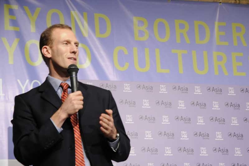 Asia Society Executive Vice President Jamie Metzl speaks at the 2008 Asia 21 Young Leaders Summit.