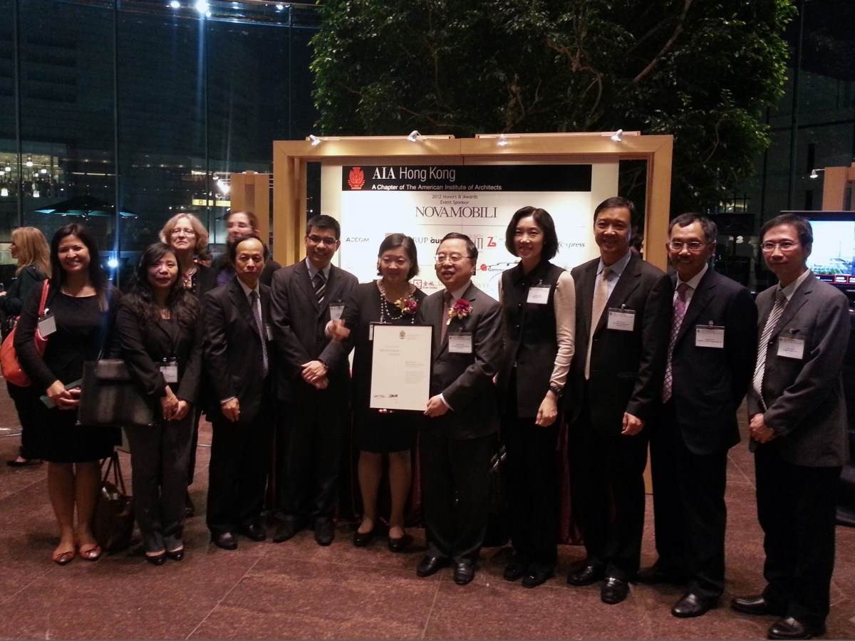 Asia Society Hong Kong Center received American Institute of Architects (AIA) Hong Kong Chapter Citation on November 2, 2012 (Arthur Wong/Asia Society Hong Kong Center)