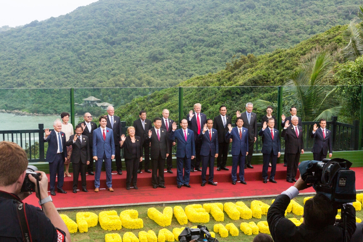 World leaders at the Asia-Pacific Economic Cooperation Summit in Da Nang, Vietnam