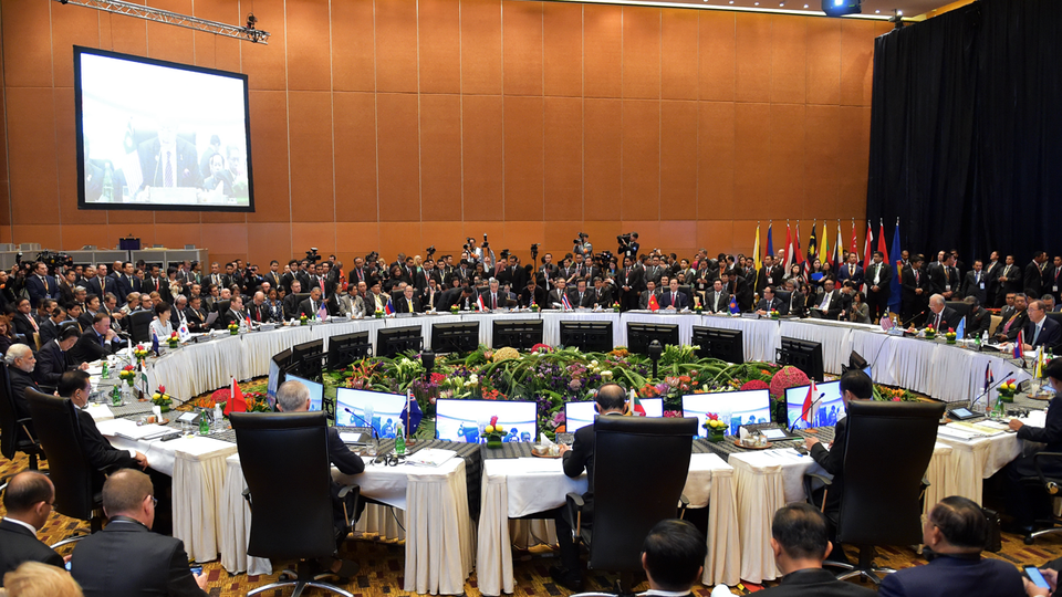 A session of the 10th East Asia Summit.