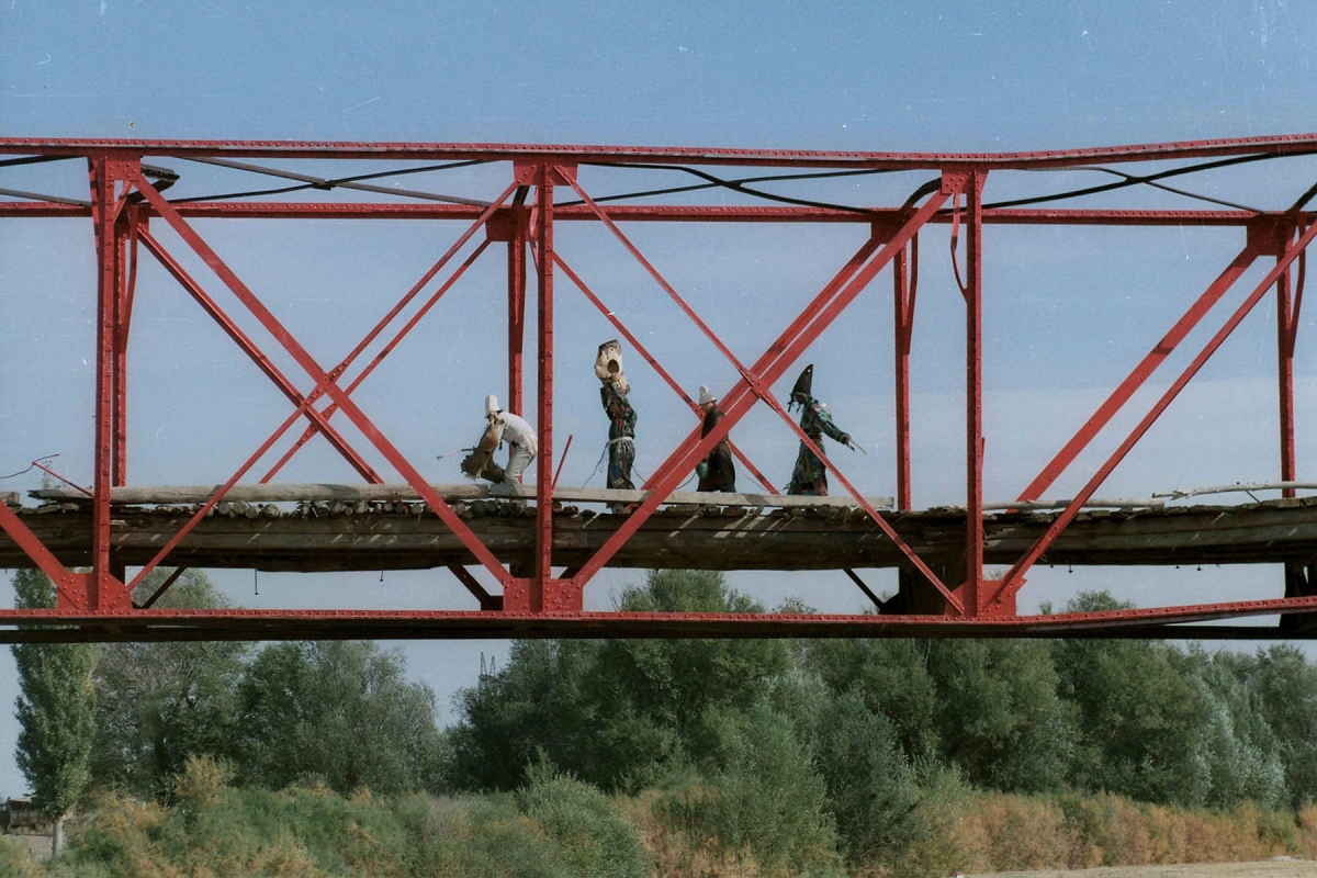 Red Bridge Kyzyl Tractor