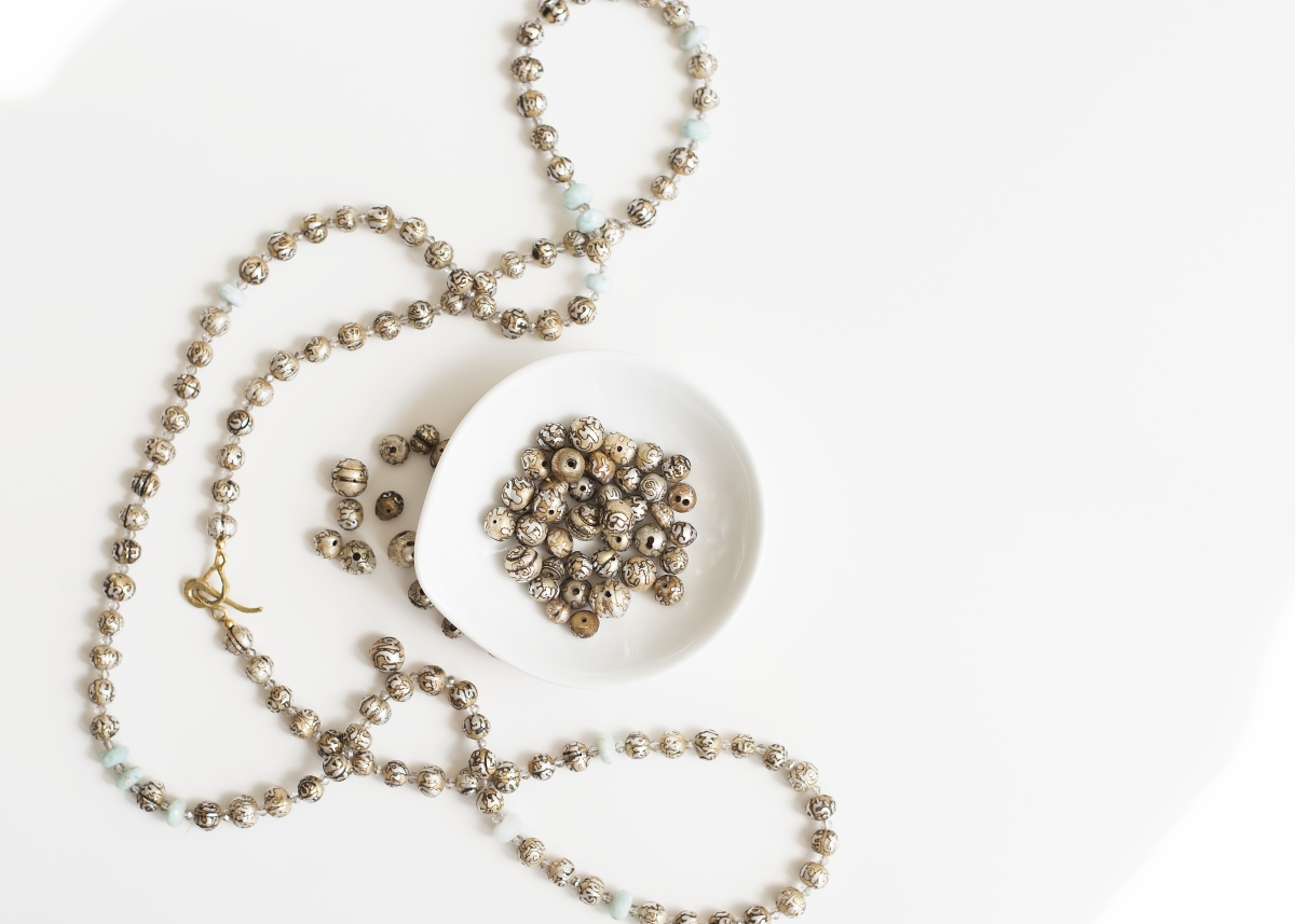 Mickey Lynn Tibetan Mantra Pearls Collection 0186