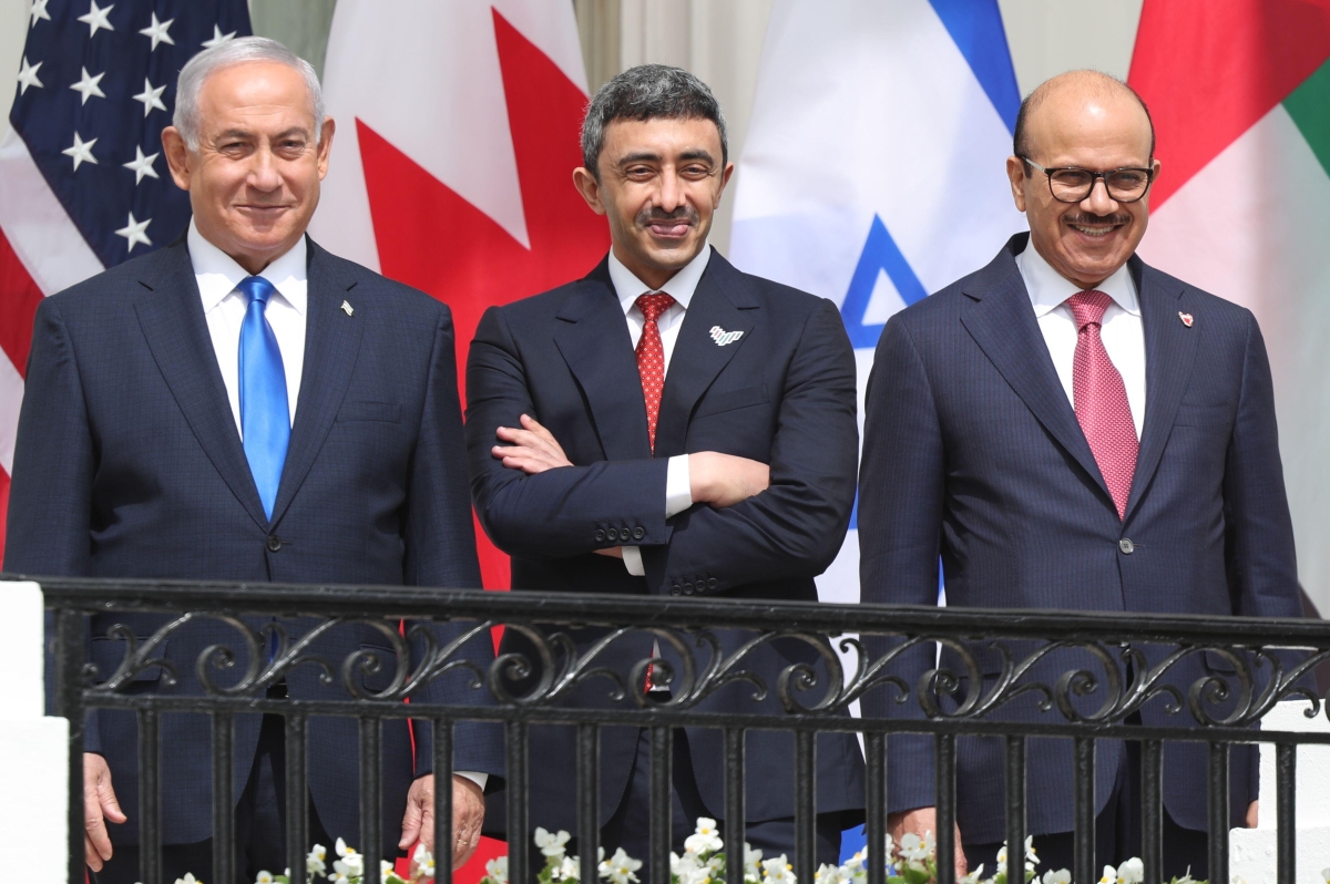 Benjamin Netanyahu, Abdullah bin Zayed al Nayhad, and Abdullatif bin Rashid al Zayani
