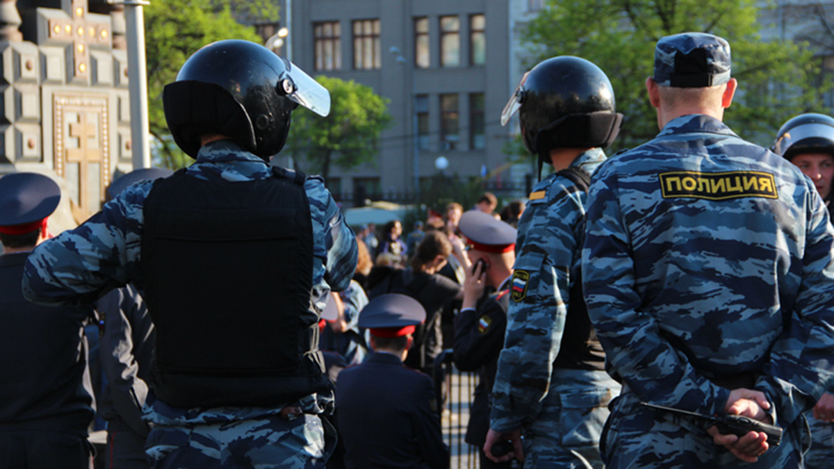 In The Media - Riot Police In Moscow - Times Higher Education
