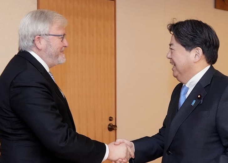 Kevin Rudd meets with Japanese Foreign Minister Hayashi