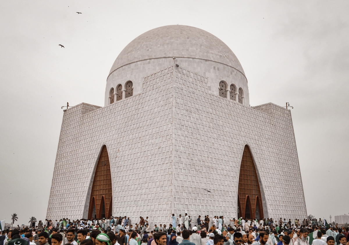 Karachi, History, Population, Climate, & Facts