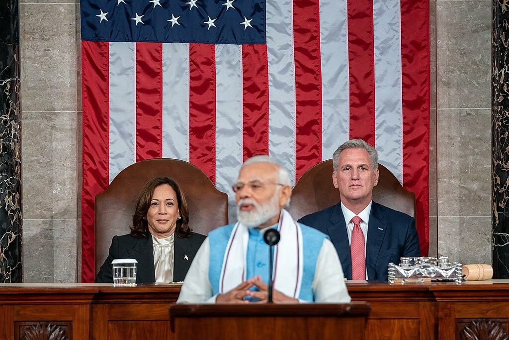 1729809040-1024px-vice_president_harris_and_speaker_mccarthy_listened_to_prime_minister_modi-s_speech_at_the_us_capitol_in_2023.jpg