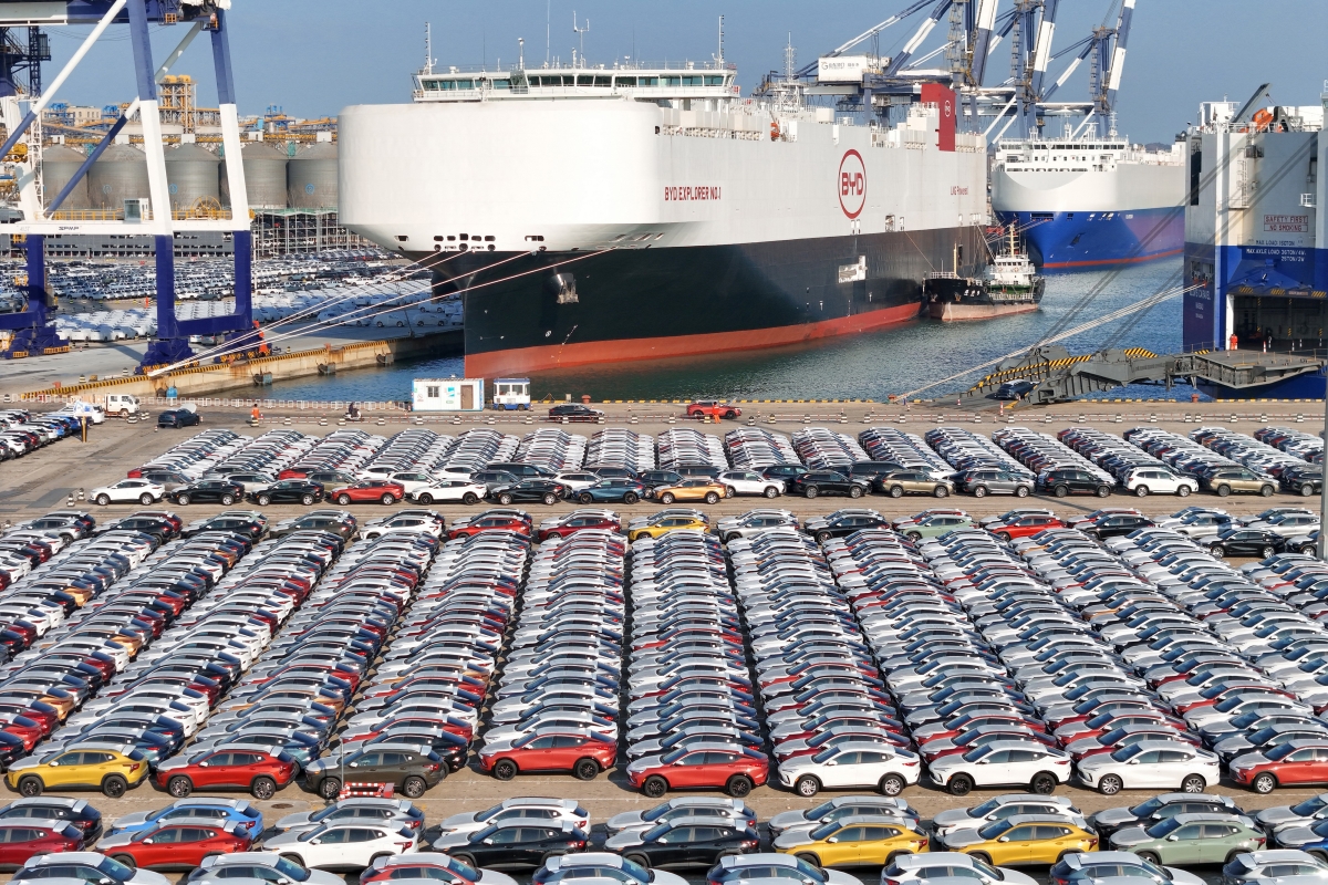 ASEAN Caught between China’s Export Surge and Global De-Risking