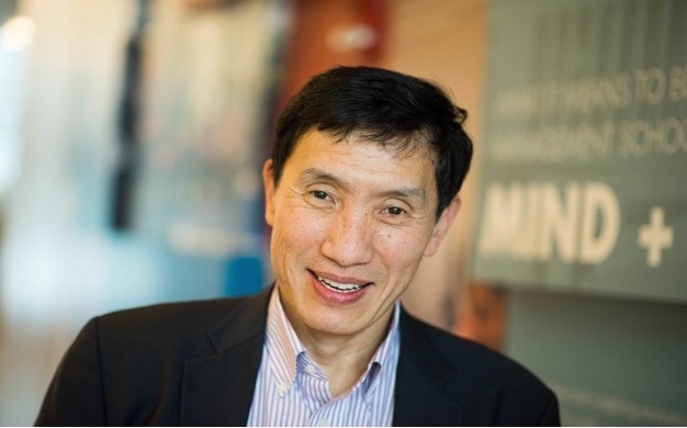 Yasheng Huang_headshot