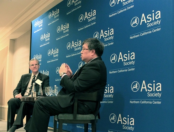 (L to R) Chris Cooper and Tim Wong (Asia Society)