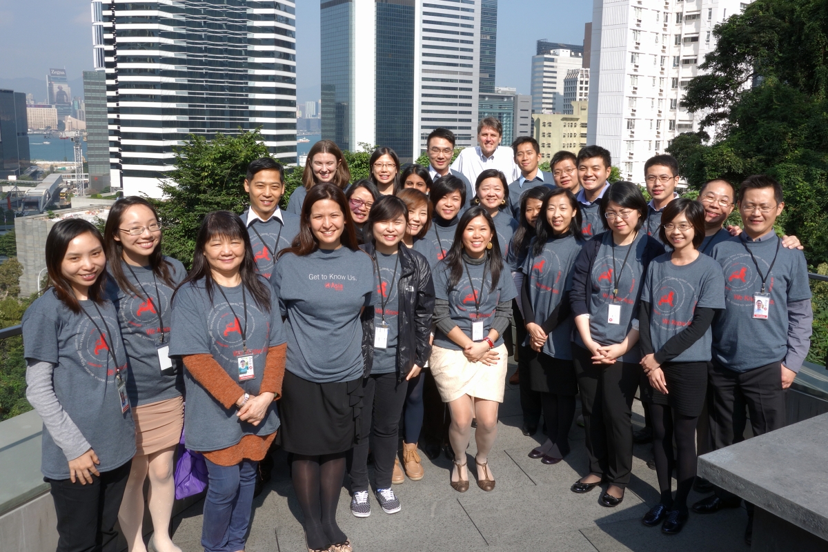 The staff of Asia Society Hong Kong Center took a group photo with Tom Nagorski, Asia Society's Executive Vice President (at the back) (Asia Society Hong Kong Center)