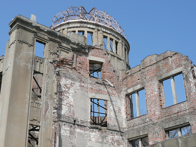 hiroshima bombing atomic society