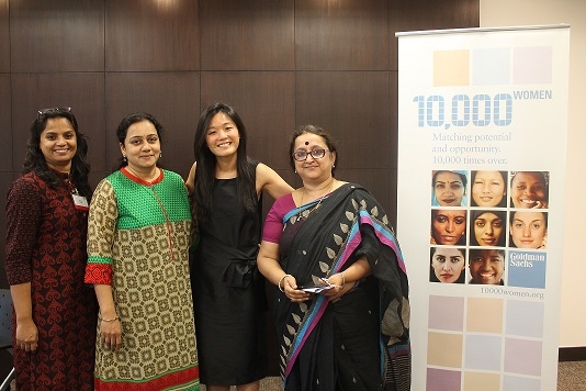Wenchi Yu [Second from the Right] and the Three Graduates from India [L]