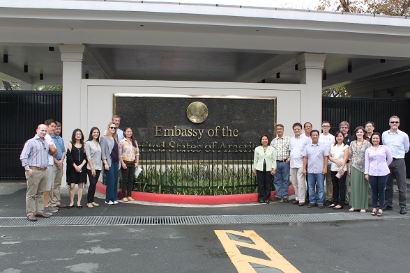 Participants at the mobile workshop held at the U.S. Embassy in the Philippines (Asia Society)