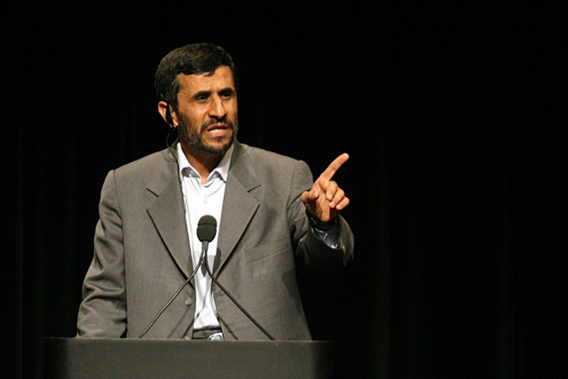 Iranian President Mahmūd Ahmadinejâd speaking at Columbia University on September 24, 2007. (Daniella Zalcman/flickr)