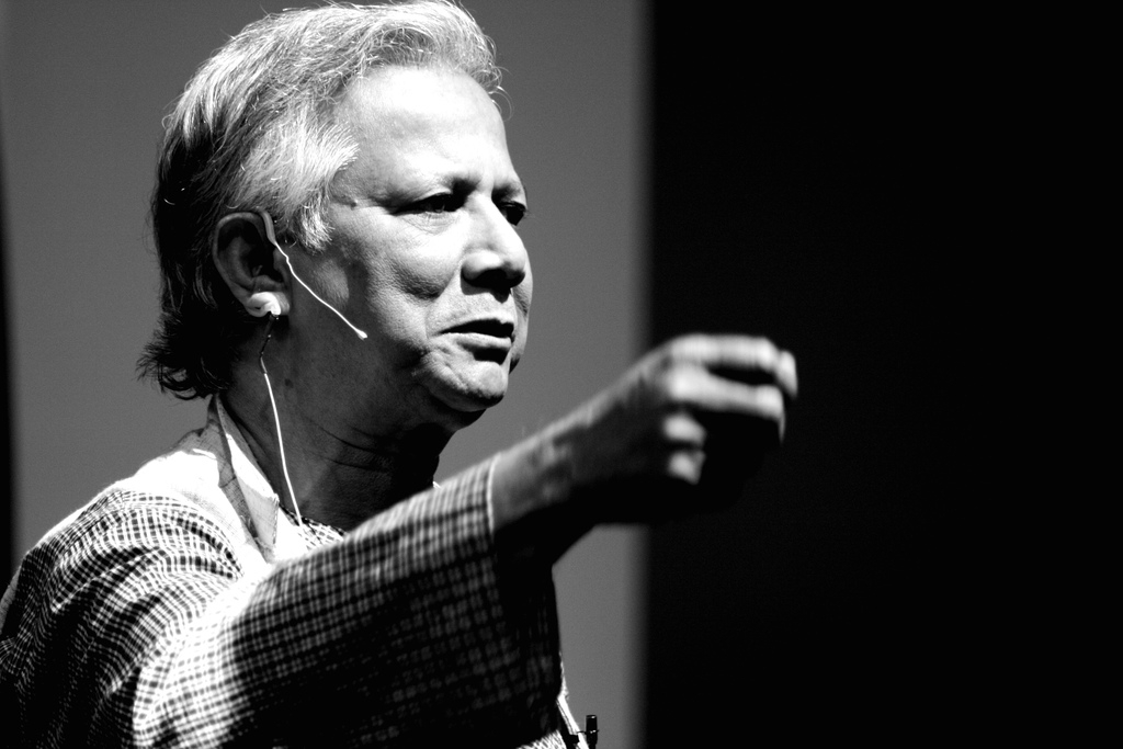 Muhammad Yunus giving a speech on his efforts to set up the Grameen Bank in Bangladesh.  (Subramanyan/Flickr)