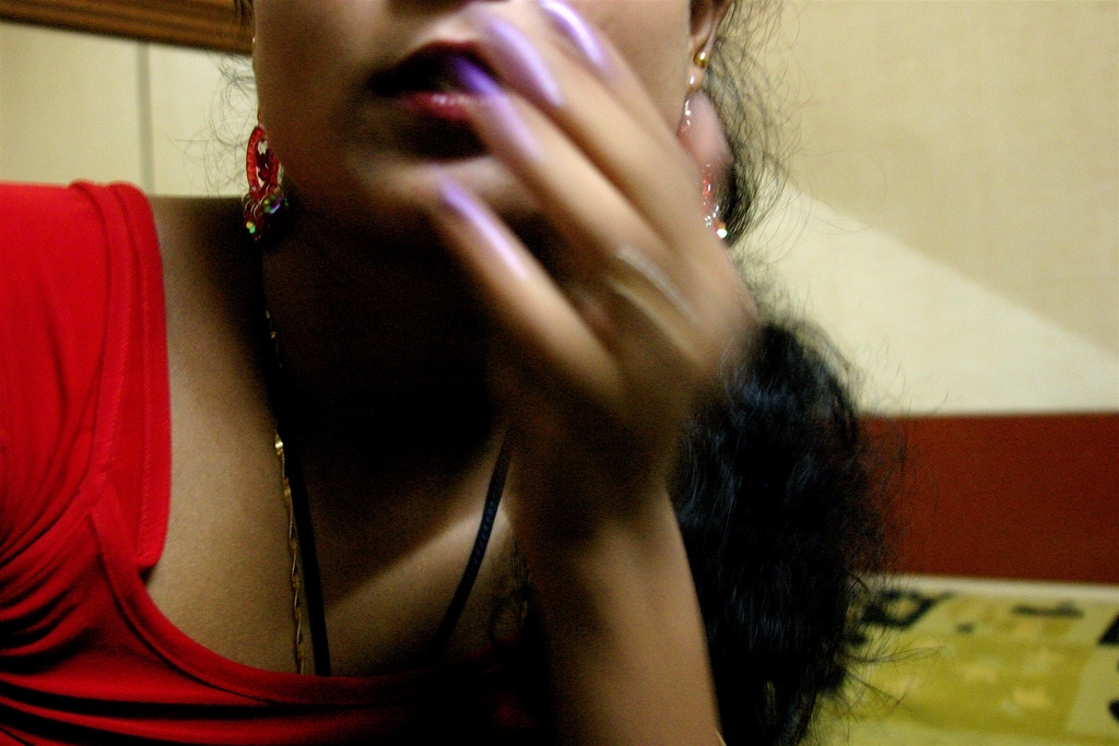 Sexual Exploitation: Mumbai Prostitute. (Capitan Giona/Flickr)