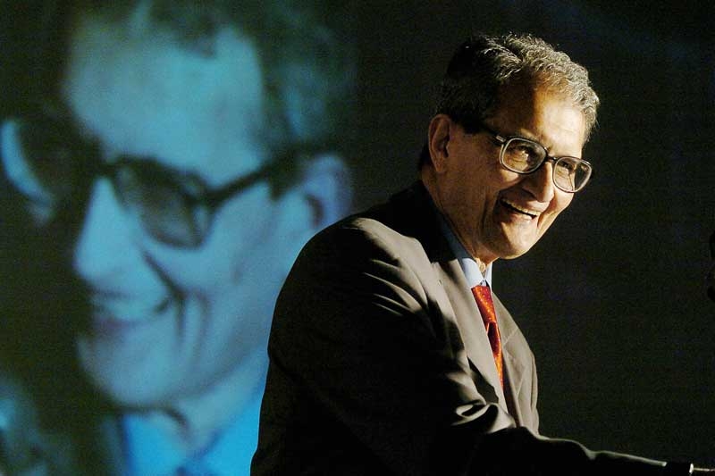 Indian Nobel Laureate and noted economist Amartya Sen delivers an ...