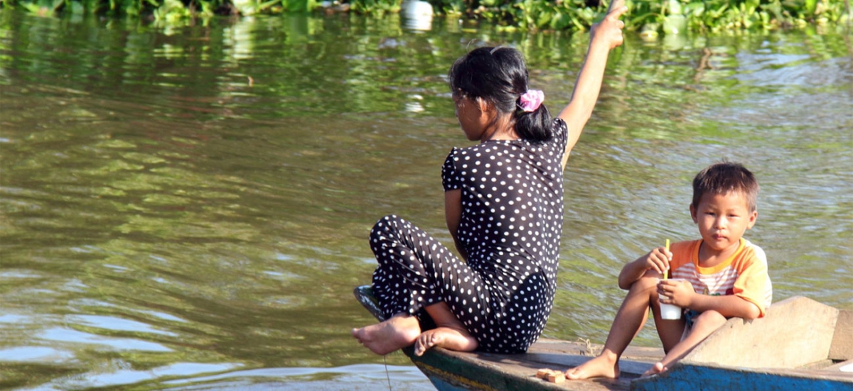 A floating village on Tonle Sap Lake. (Alain/Flickr)