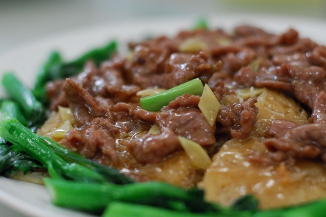 Stir-Fried Beef (Photo by sunday_driver/flickr)