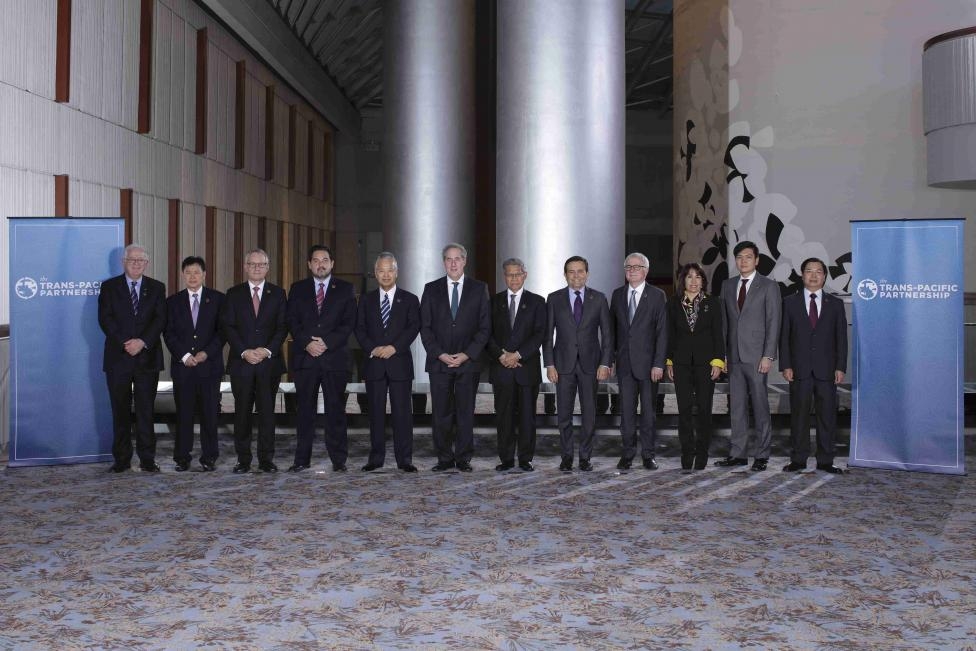 TPP Ministers 'Family Photo' in Atlanta, October 1, 2015/Reuters/USTR Press Office/Handout