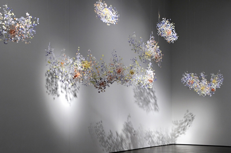 Yuriko Yamaguchi, Installation view of Cloud, 2015, Hand cast resin and stainless steel wire, Variable dimension, Courtesy of the artist