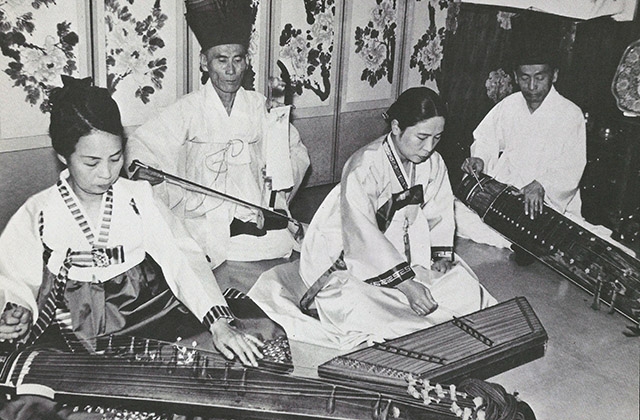 Yanggeum store korean instrument