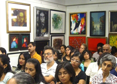 Listeners at Sharmistha Ray's talk on Diaspora art in Mumbai on June 15, 2009. (Asia Society India Centre)