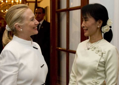U.S. Secretary of State Hillary Clinton (L) and opposition leader Aung San Suu Kyi meet in Yangon, Myanmar, December 1, 2011. (Saul Loeb /AFP/Getty Images)